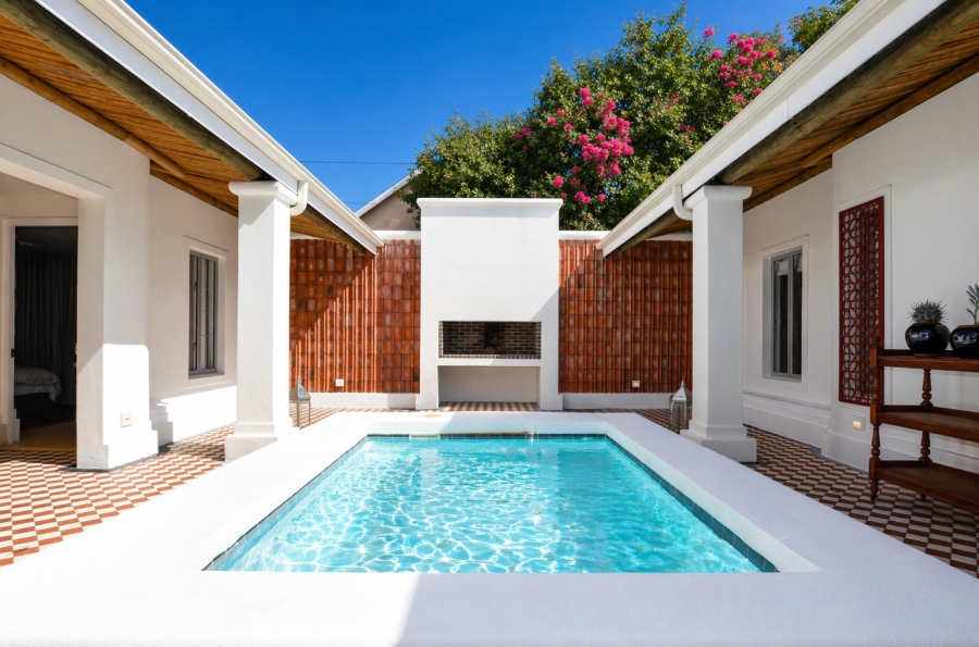5 Bedroom Property for Sale in Riebeek Kasteel Western Cape